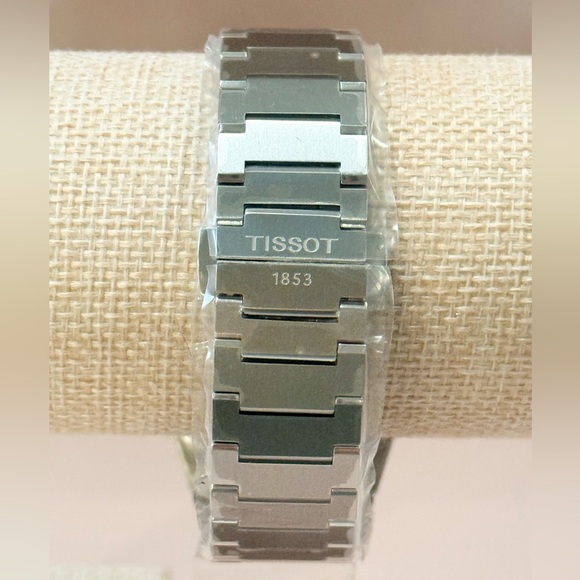 Tissot Men's Blue Swiss PRX Stainless Steel Bracelet Watch 40mm - Picture 4 of 10